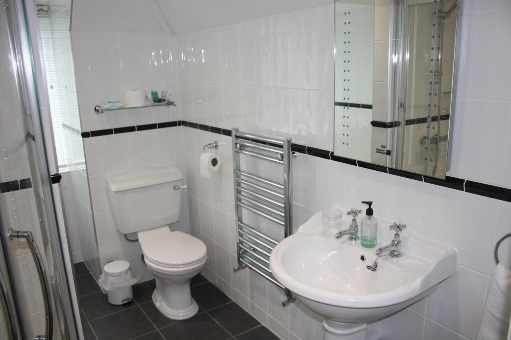 East Cliff Guest house 3*